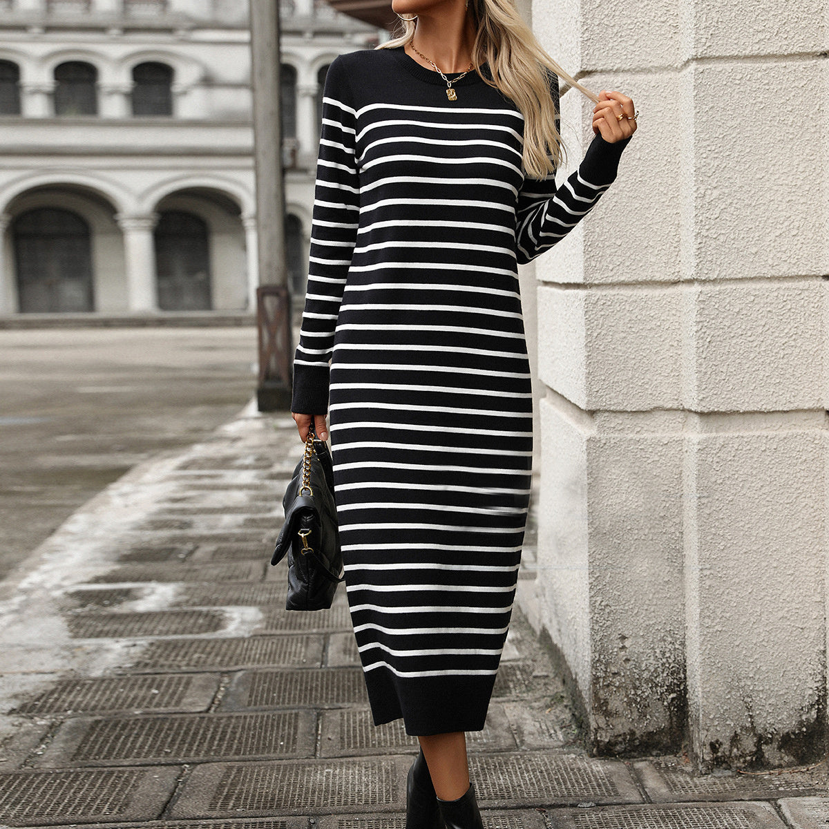 Slim Striped Printed Long Dress Fashion Autumn And Winter Long Sleeve Dresses For Womens Clothing Product information: Fabric name: Knitted Main fabric composition: viscose fiber Main Fabric Component 2: Nylon Thickness: Medium Style: Head cover Combinati