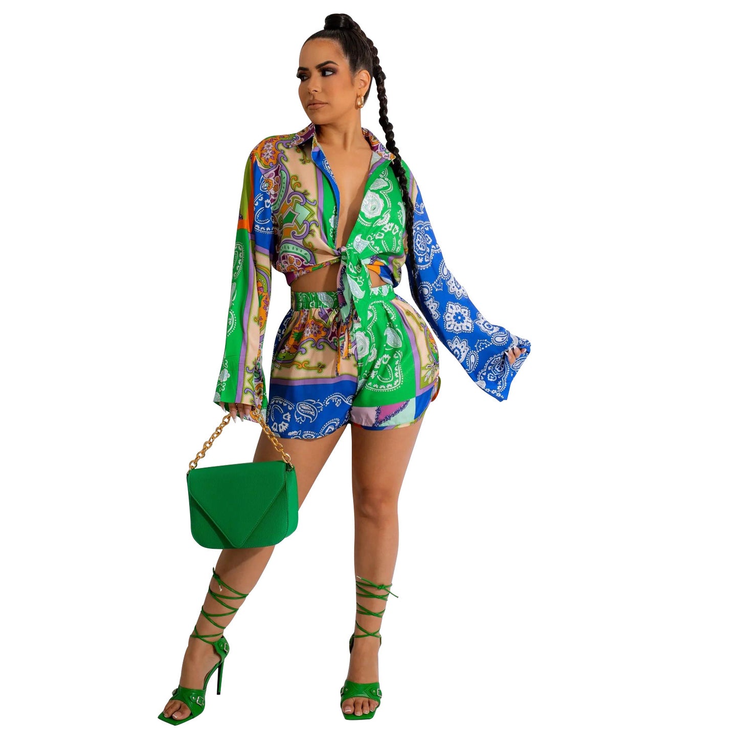 Shorts Ladies Two-piece Set Suit Product information: Pattern: geometric pattern Fabric name: milk Silk Color: OS6853 Green Sleeve type: bell sleeve Pants length: Shorts Main fabric composition: Polyester (polyester fiber) Size: S,M,L,XL,XXL Applicable Ge