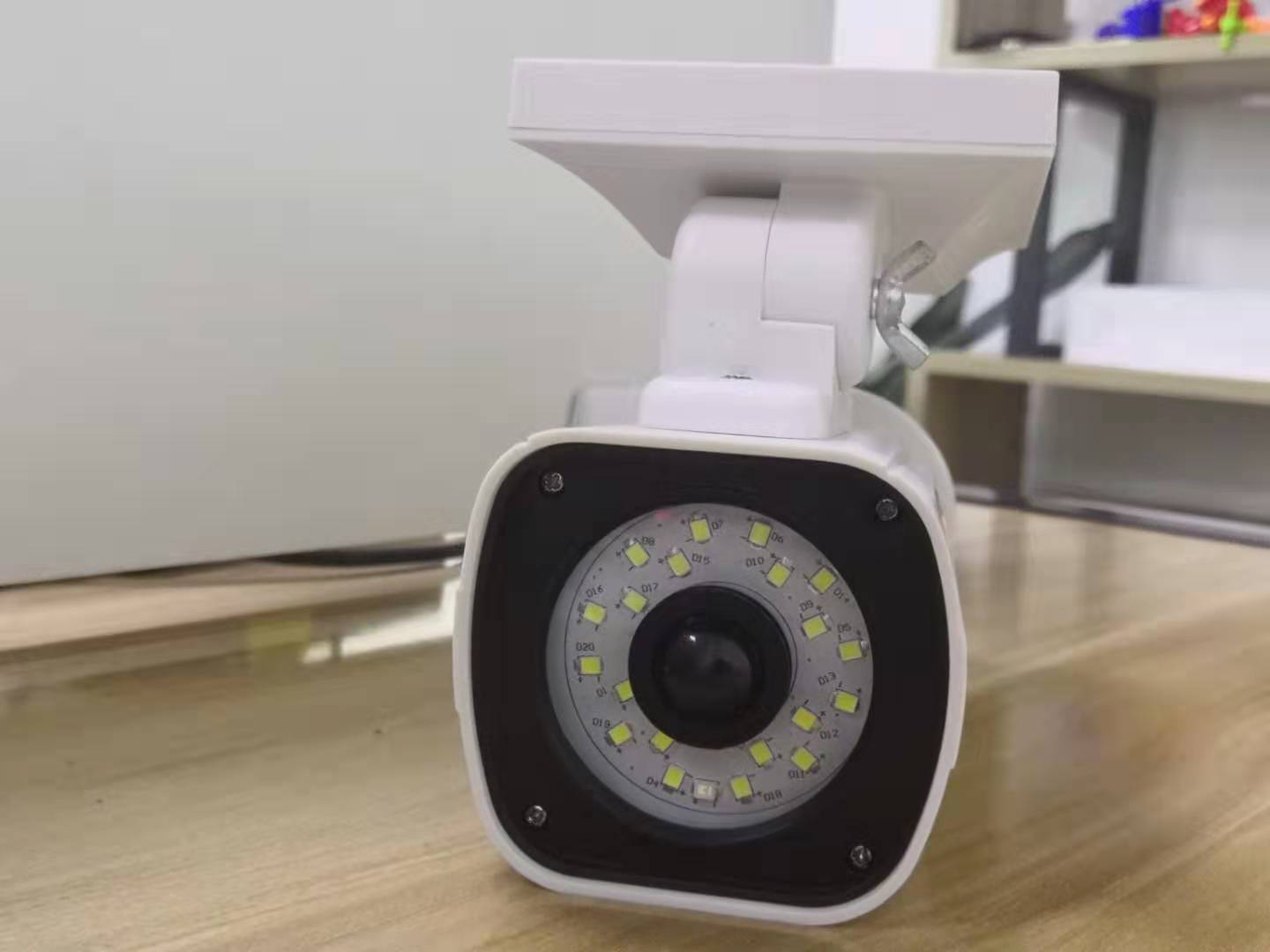 Courtyard Creative Solar Simulation Camera Search Light Product information: Specification classification: ABS shell 18 lights, ABS shell 8 lights, ABS shell 20 lights Protection level: IP67 Light source type: led Rated power: 5 (W) Type: Solar Garden Lig