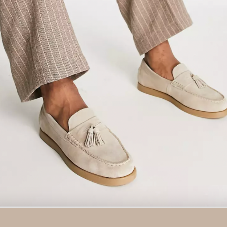 Men's British Style Casual Shoes Product information: Pattern: solid color Color: Milky White Heel height: low heel (1-3CM) Size: 38, 39, 40, 41, 42, 43, 44, 45, 46, 47, 48 Cutting depth: shallow mouth (less than 7cm) Popular elements: leather stitching S