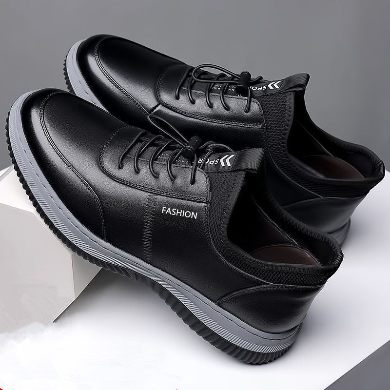 Men's Casual Leather Shoes Breathable Soft Bottom Soft Surface Board Shoes Product information: Color: 5821-black leather shoes Upper height: low top Size: 39, 40, 41, 42, 43, 44 Sole craft: injection moulded shoes Toe holder shape: round head Shoe Upper