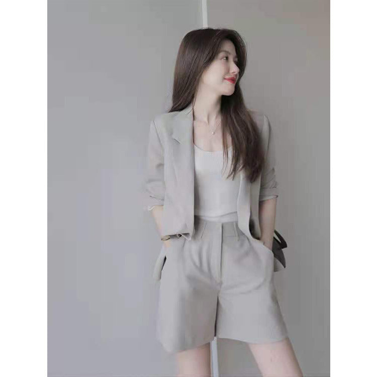 Summer Boutique Suits, Two Types Of Sleeves To Choose From Product information Pattern: plain Style: pants suit Top style: small suit Top sleeve length: long sleeve Pants style: pencil pants Pants length: five-point pants/pants Craft: collage/splicing Col