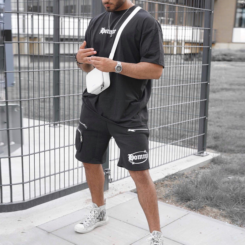 Casual T-shirt Shorts Set Men's Two-piece Suit Product information: Color: Gray Top sleeve length: short sleeve Main fabric composition: Polyester Fiber Jacket style: T-shirt Size: M,L,XL,XXL,XXXL Size: Note: 1. Asian sizes are 1 to 2 sizes smaller than E