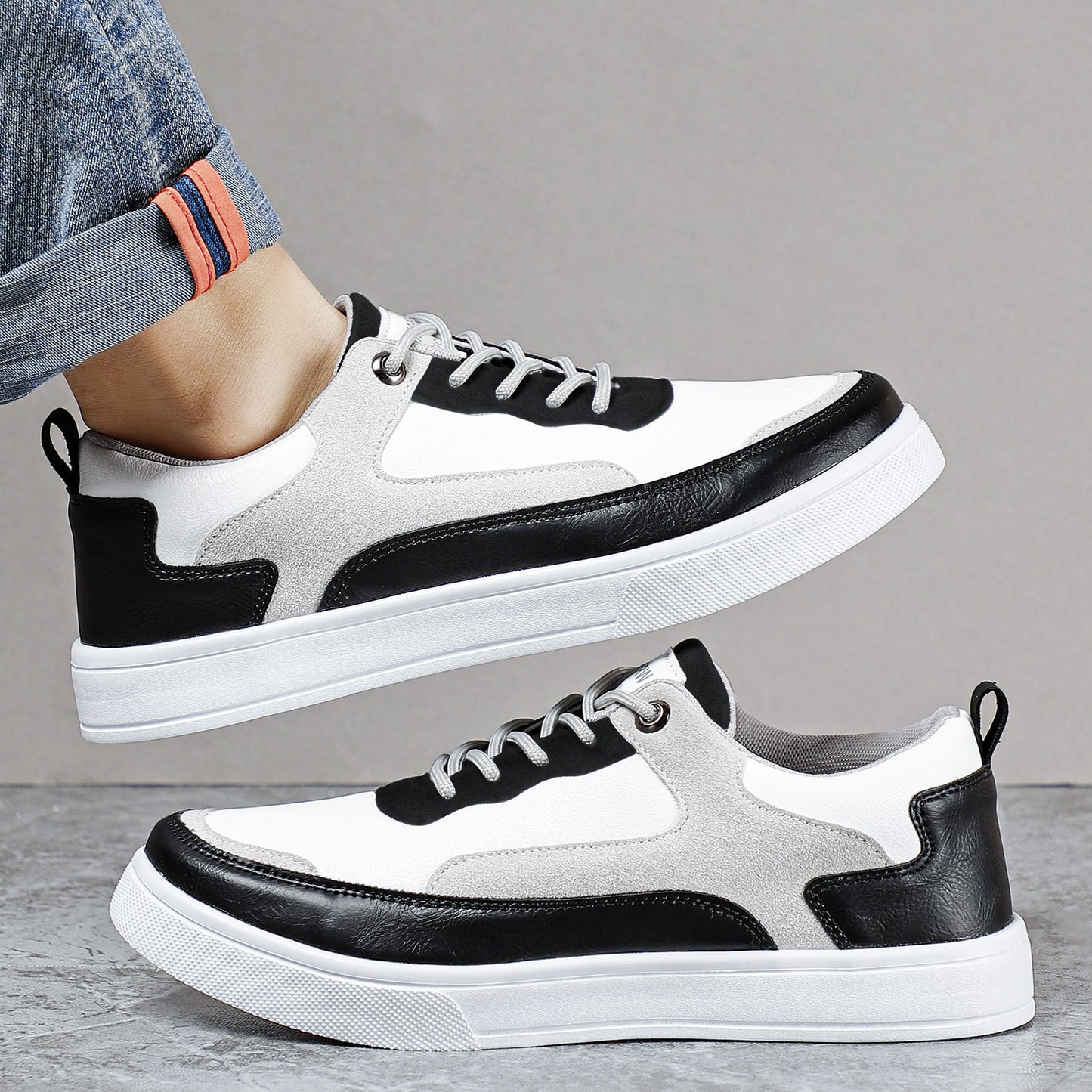 Men's Stylish And Lightweight Leather Surface Color Matching Casual Shoes