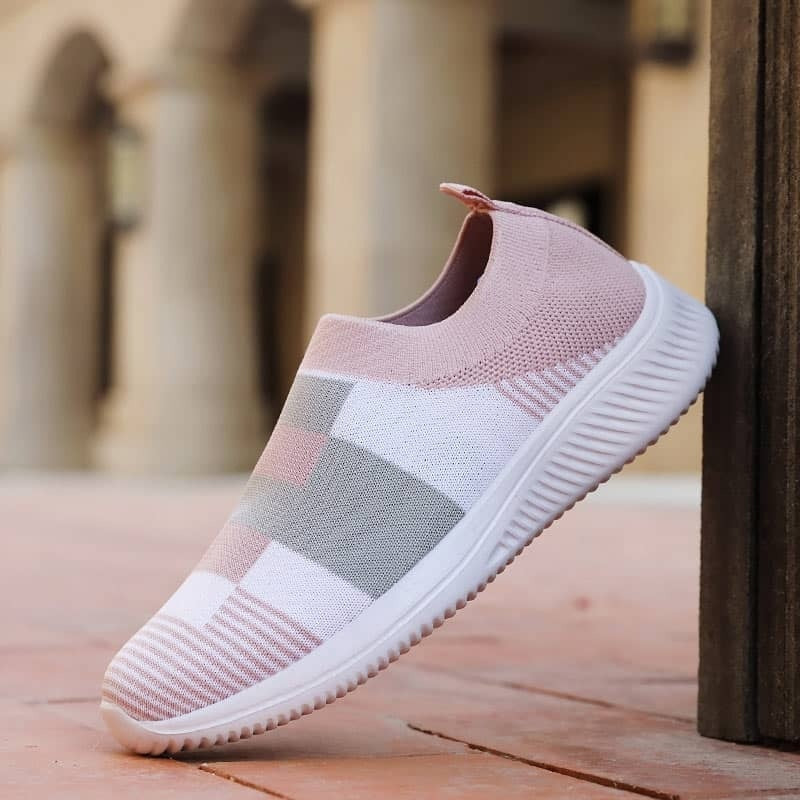 Korean Version Of Large Size Sports Flying Woven Casual Shoes