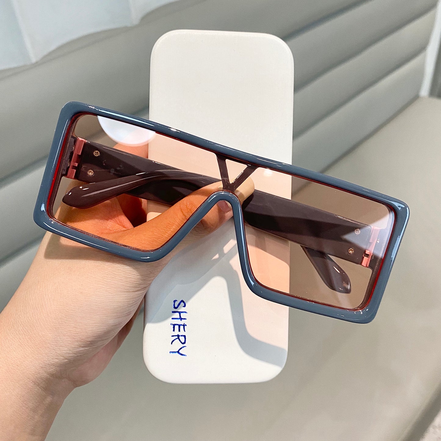 Large Frame Sunglasses Thick Frame One-Piece Lens Sunglasses Anti-Ultraviolet Sun Visor Glasses Men