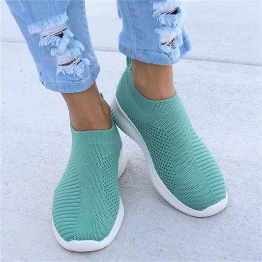 European And American Popular Flying Woven Women'S Shoes Soft Sole Casual Light Mother'S Sports Shoes