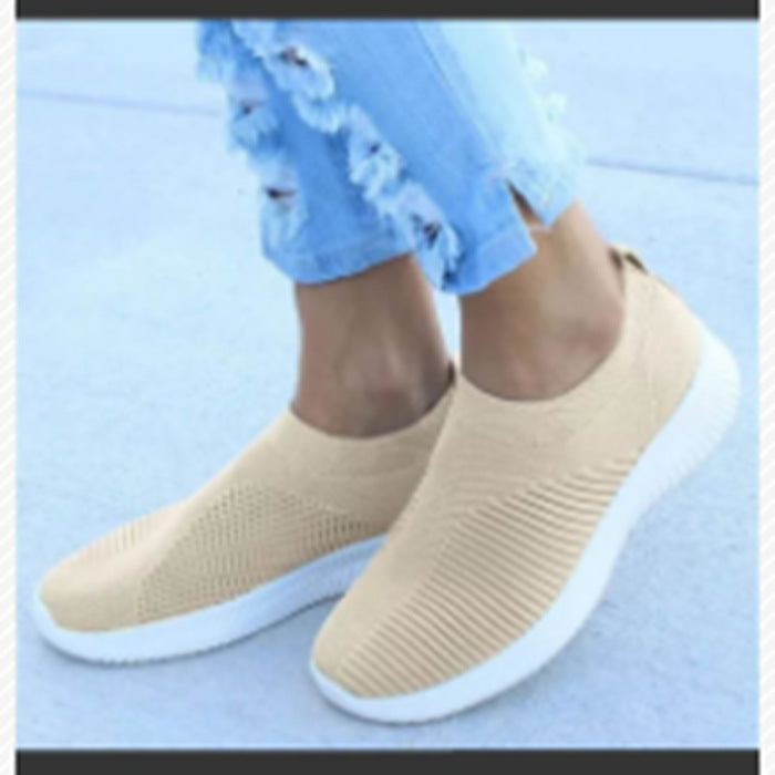 Flying Woven Flat-heeled Rubber Round Headgear Flat Shoes Women