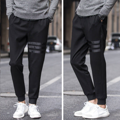 Pantalones deportivos ajustados para hombre.