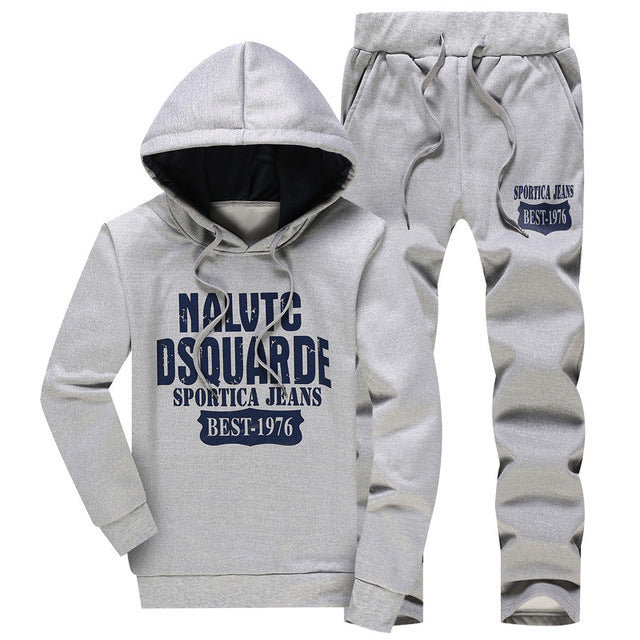 Herren-Sweatshirt-Set mit Kapuze und Buchstaben