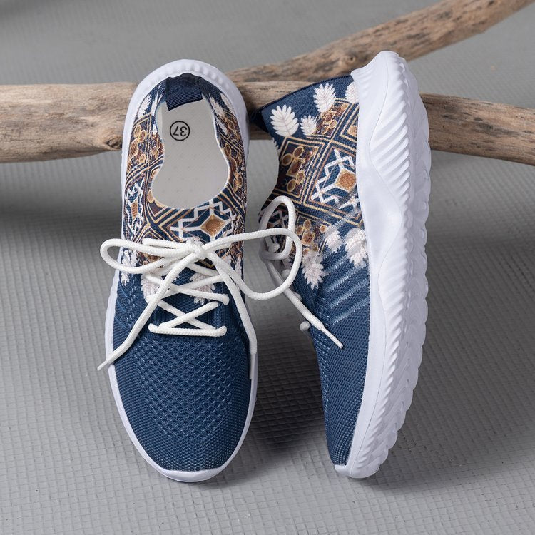 Summer New Flying Woven Stylish Flat Shoes Women