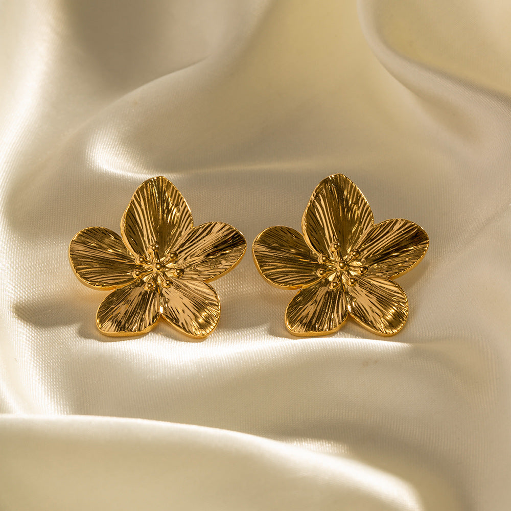 French Royal Style Dull Vintage Gold Stainless Steel Flower Metal Stud Earrings