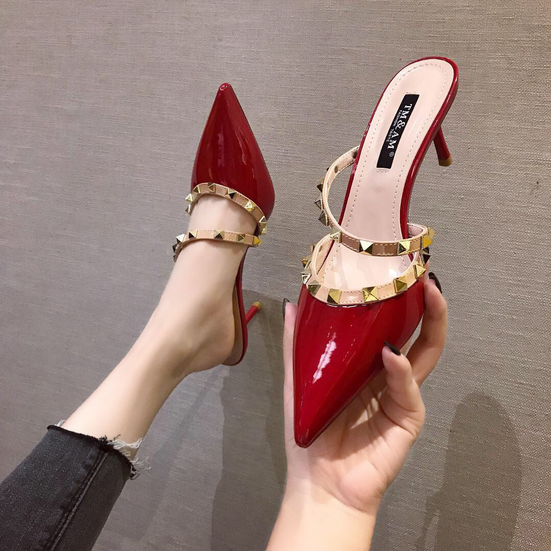 New Fashion Pointed Head Fine Heel High With A Word With Rivets Sandals