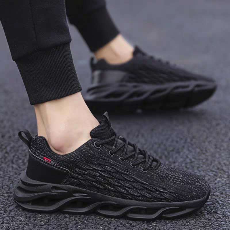 Mesh fly woven breathable blade shoes