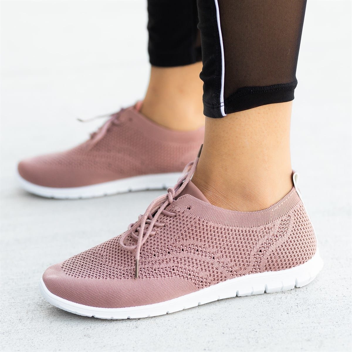 Breathable soft sole lightweight fly woven casual shoes