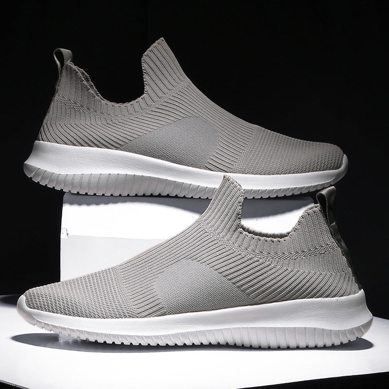 Breathable flying woven sports running shoes