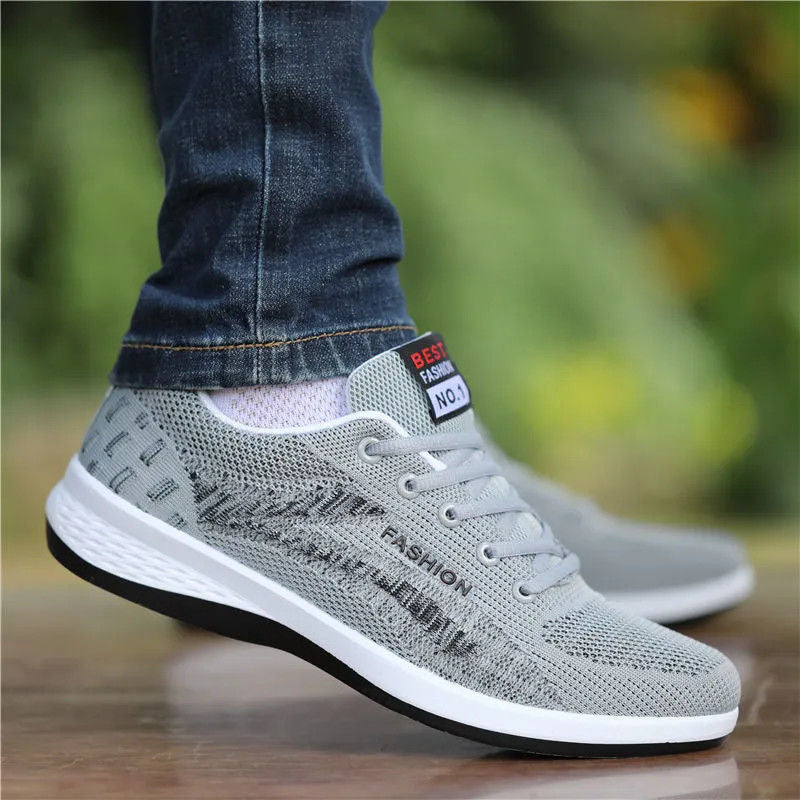 Trendy All-matching Men's Travel Running Shoes